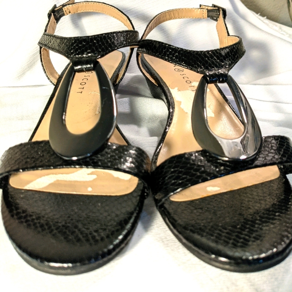 Karen scott sandals